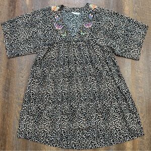 Johnny Was animal print dress with butterflies size XS. (Very roomy)😊